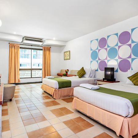 Hotel Sawasdee Sea View à Pattaya Extérieur photo